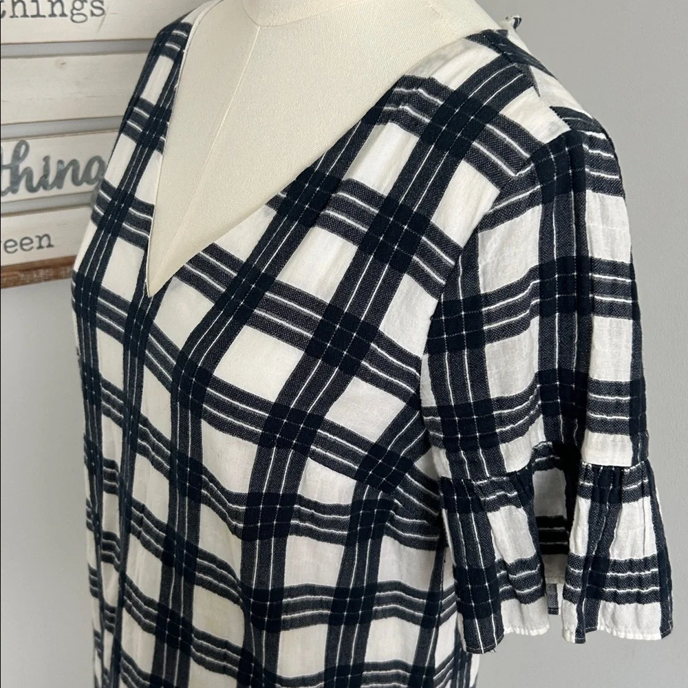 Madewell | Leighton Plaid Bell Sleeve V Neck Dress - Picture 7 of 12